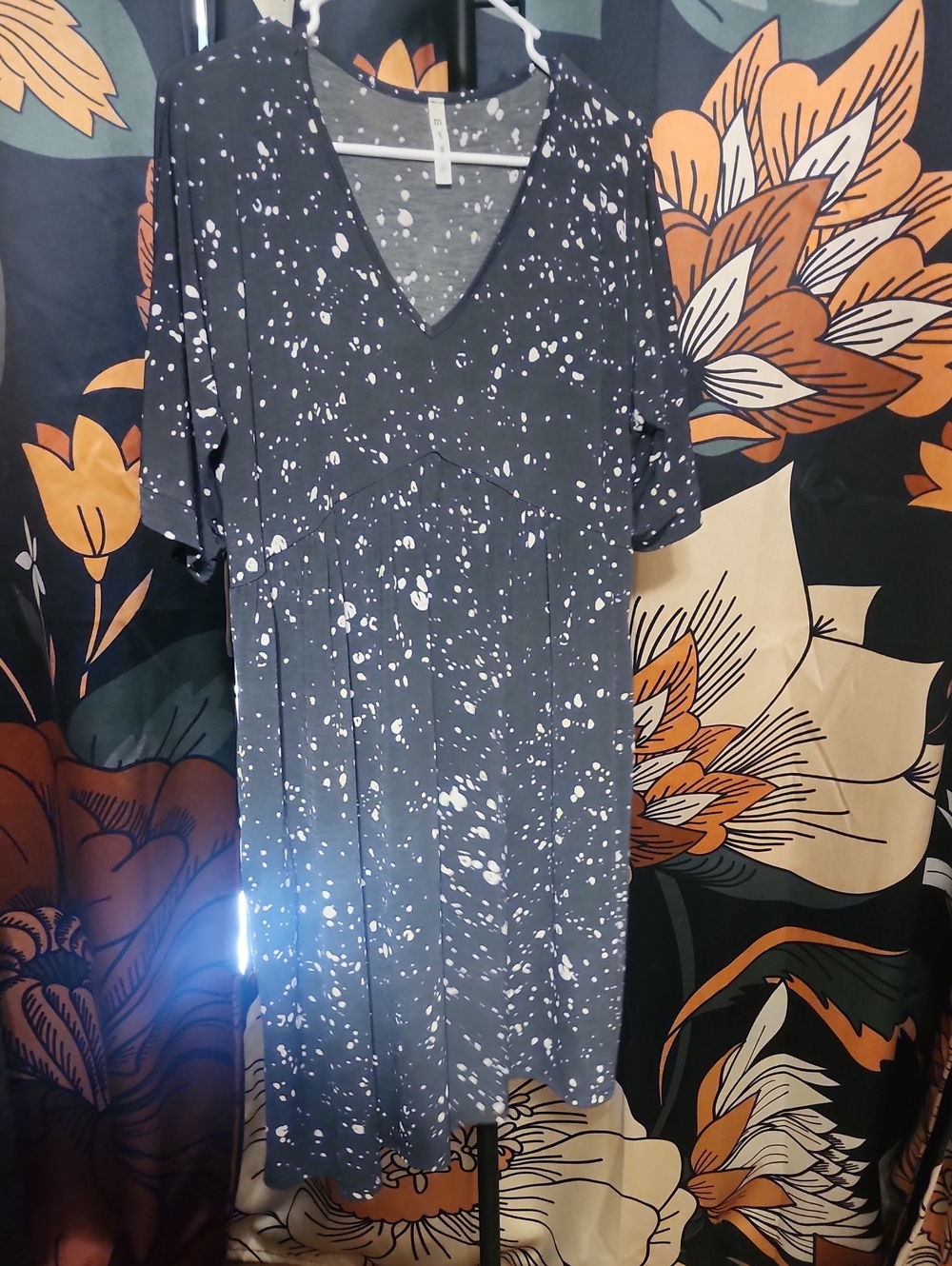 mts Navy V-Neck Midi Dress with White Splatter Print